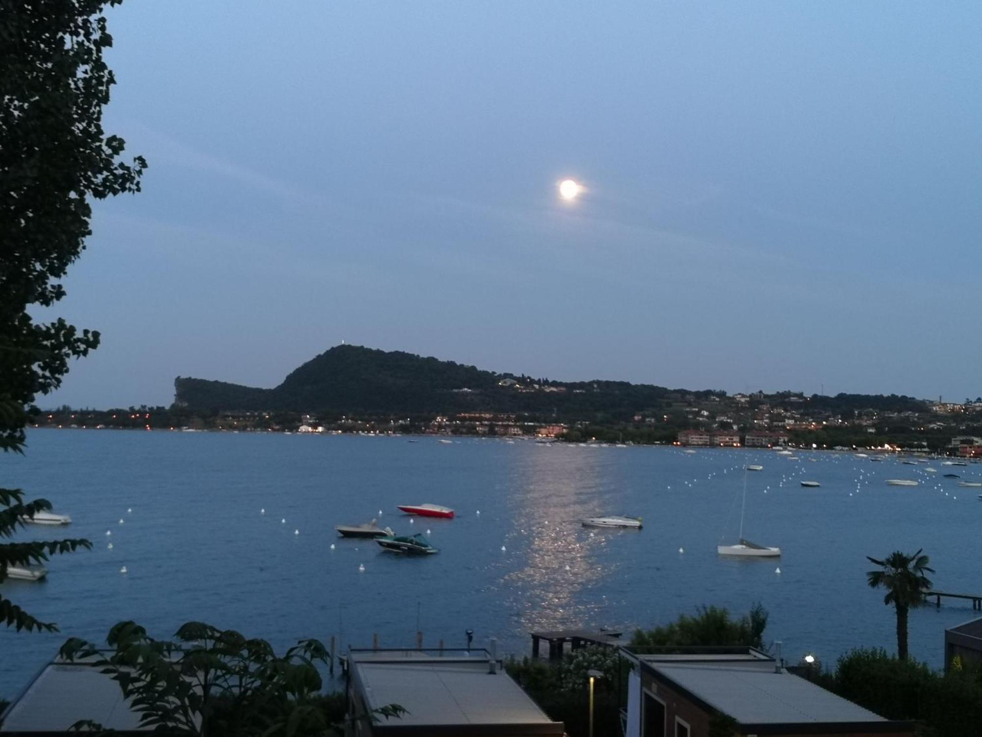 Note Di Lago Manerba del Garda Exteriör bild